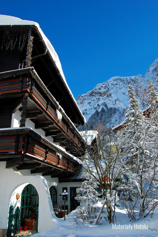 Oferta zimowa SAM FAN - Hotel Centrale*** w San Martino di Castrozza